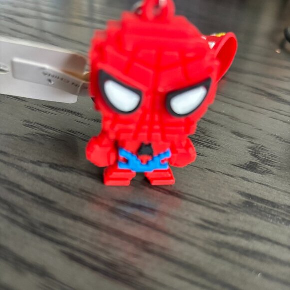 Kid's Keychain NWT - Picture 1 of 2